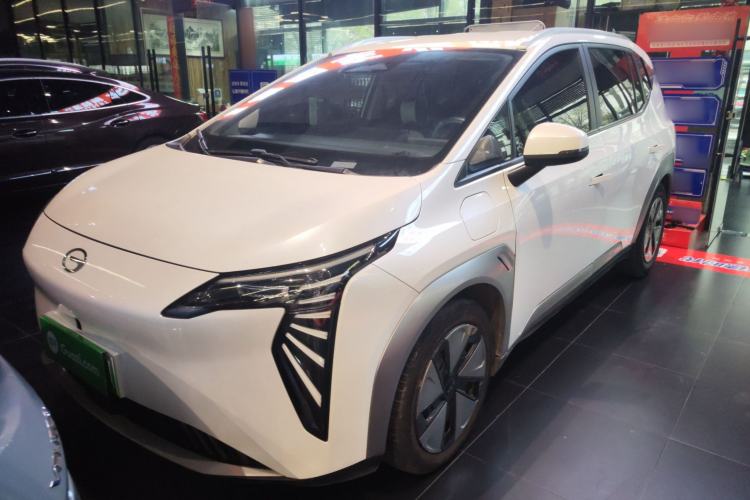 Used AION Y 2023 Younger