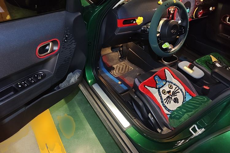 Used MINI 2025 1.5T COOPER Classic Edition Five-Door Version Driver Seat