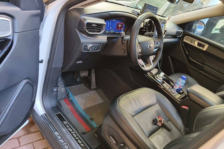 Used Ford Explorer 2020 EcoBoost 285 4x4 Titanium Edition 6 Seats
