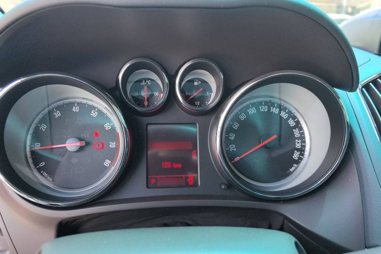 Used Opel Zafira 2013 1.4T Five-Seat Comfort Version