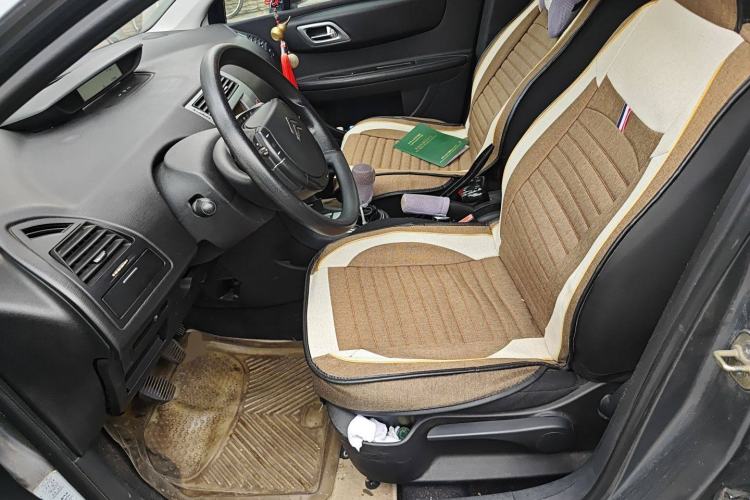 Used Citroen C-Quatre 2010 Sedan 1.6L Manual Shangle Version
