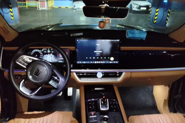 Used Tank 500 New Energy 2023 Hi4-T
