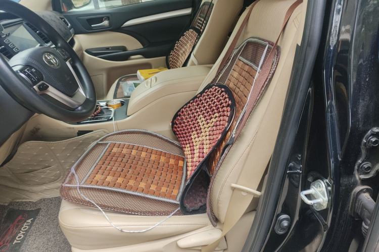 Used Toyota Highlander 2018 2.0T Two-Wheel Drive Elite Edition 7 Seats China VI Standard
