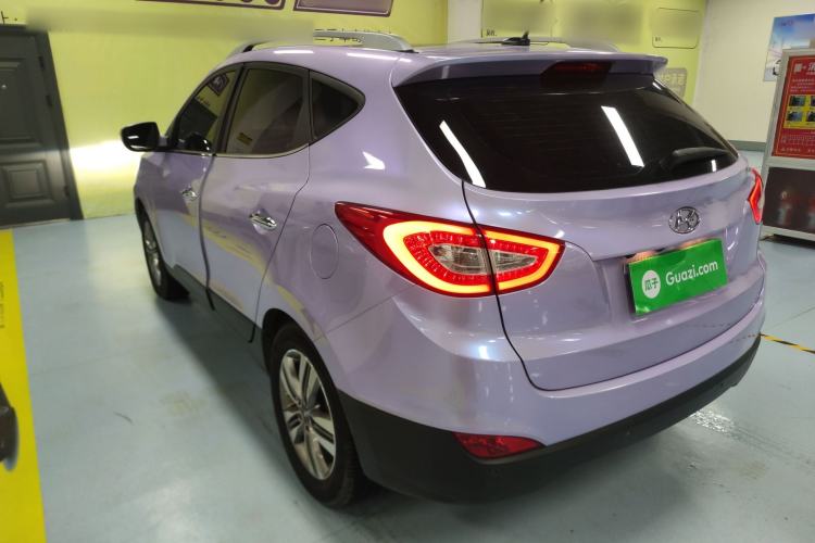 Used Hyundai ix35 2015 2.0L Automatic 4x4 Smart Version China IV Standard