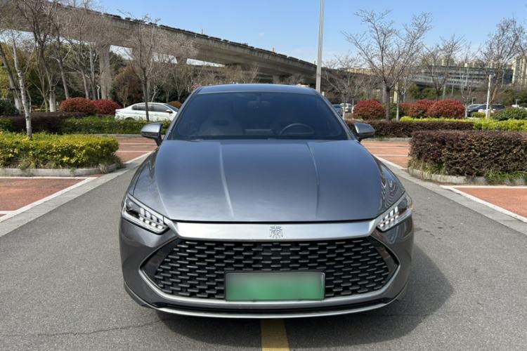 Used BYD Qin PLUS 2024 HONOR Edition DM-i 55KM Leading Model

