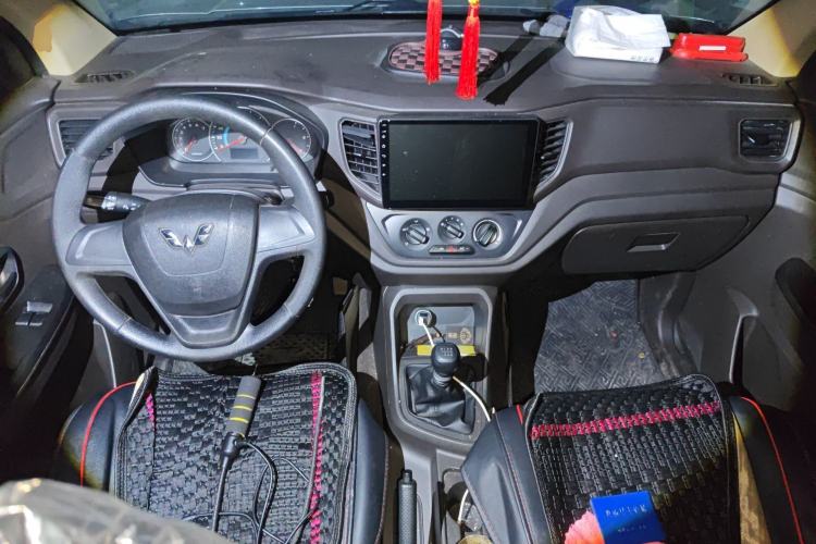 Used Wuling Hongguang V 2019 1.5L Enjoyment Version China VI LAR Center Console