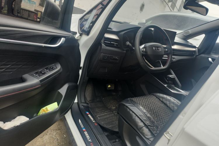 Used Geely Auto Vision X3 2021 PRO 1.5L CVT Deluxe Model Driver Seat