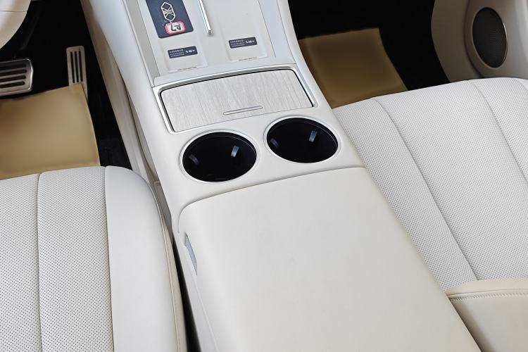 Used Hima Luxeed R7 2026 Model Range-Extending Max