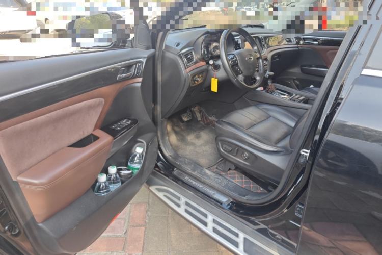 Used GAC Trumpchi GS8 2017 320T Two-Wheel Drive Luxury Smart Connectivity Version (7 Seats)