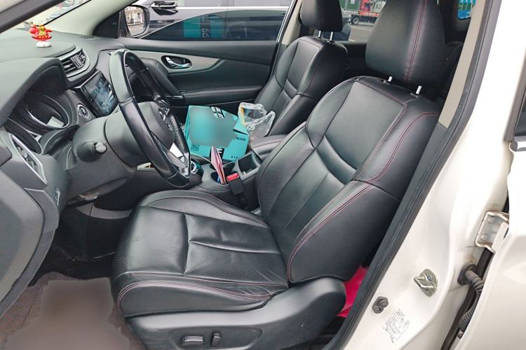 Used Nissan Qashqai 2021 2.0L CVT Luxury Edition Left Front Seat