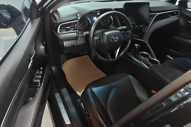 Used Toyota Camry 2021 2.0G Luxury Edition