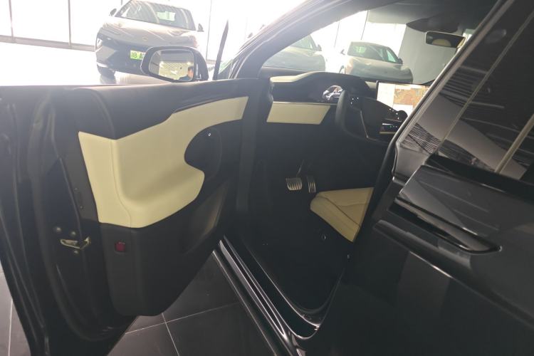 Used Tesla Model X 2023 Three-Motor All-Wheel-Drive Plaid Version