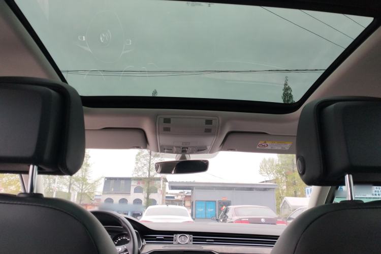 Used Volkswagen Magotan 2019 330TSI DSG Luxury Model China V Standard Headliner