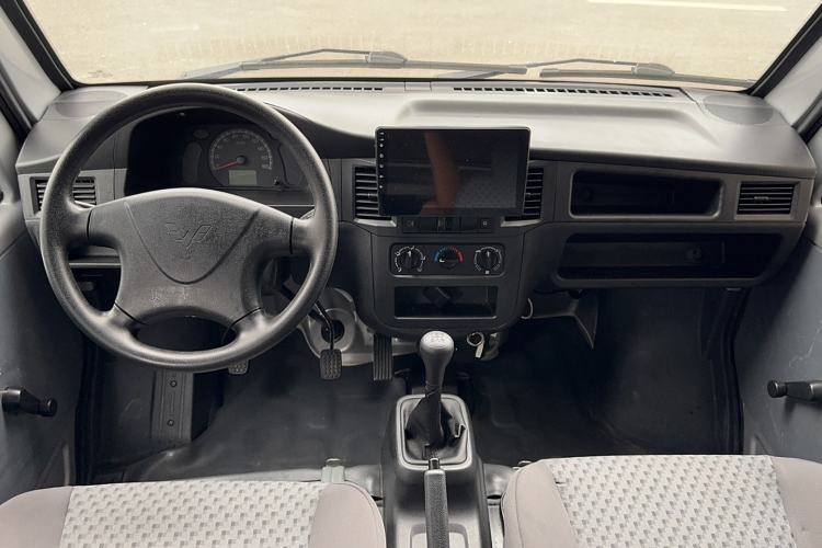 Used Wuling Zhiguang 2023 1.5L Practical Version 5/7 Seats
