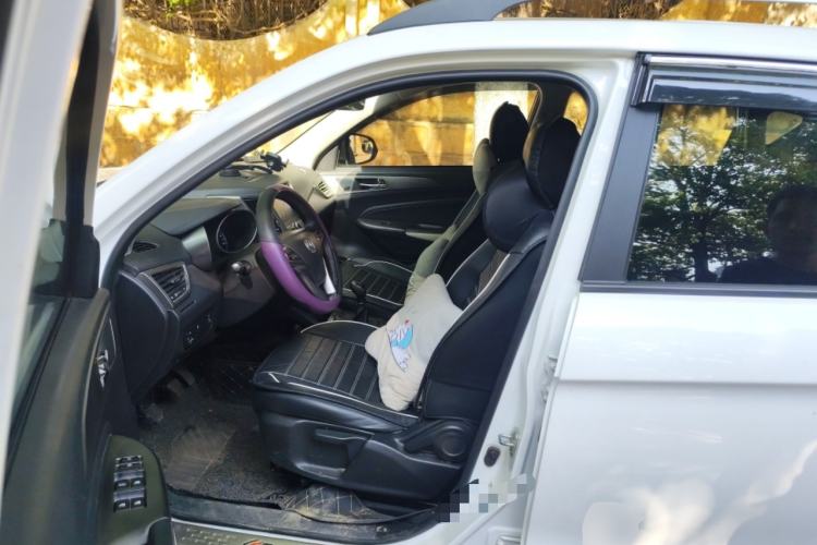 Used CHANGAN CS35 2017 1.6L Manual Luxury Model Driver Seat