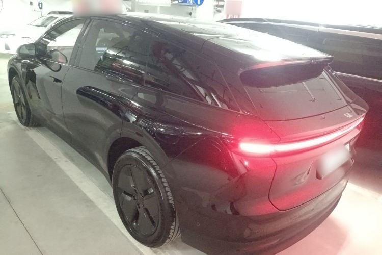 Used Li Auto i6 2025 Model Two-Wheel-Drive Standard Type
