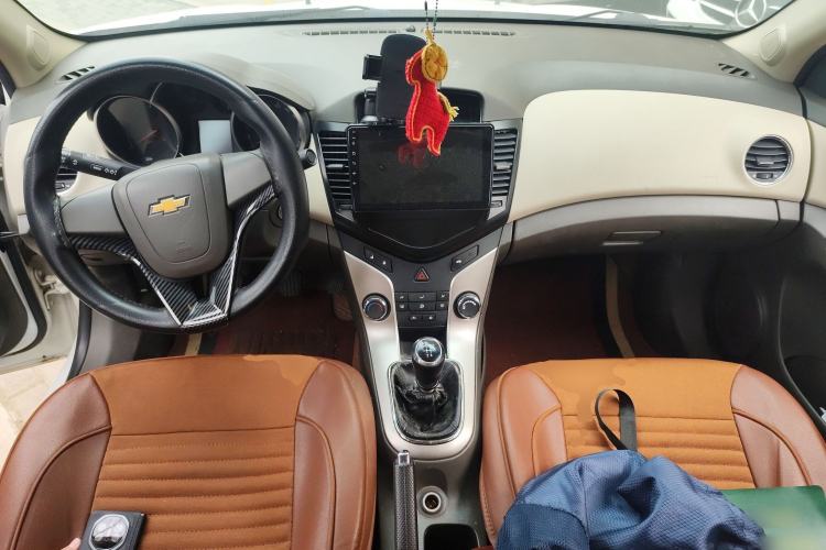 Used Chevrolet Cruze 2015 1.5L Classic SL MT
