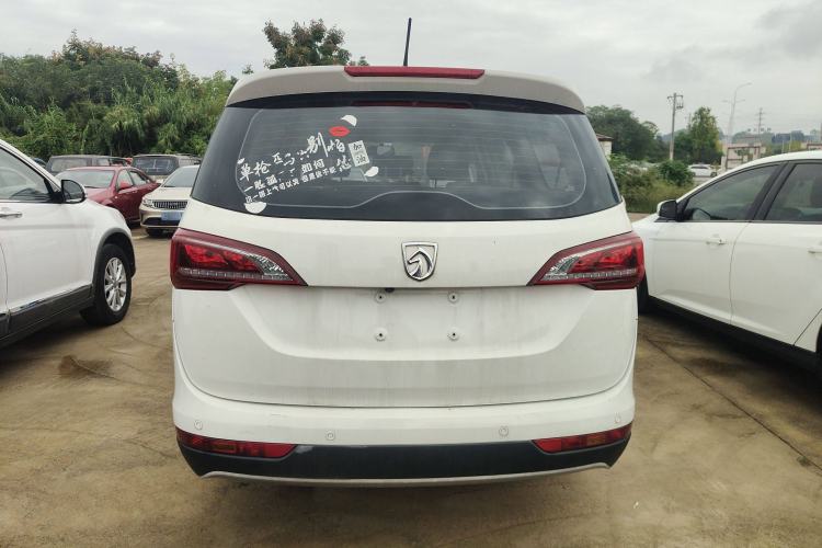 Used Baojun 730 2019 1.5T CVT Fashion Model 7 Seats China V Emission Standard
