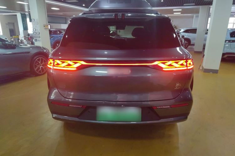 Used BYD Tang L 2025 DM 175KM Drone Player Edition