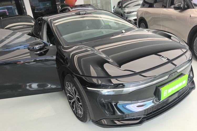 Used Zeekr 007 2024 Rear-Drive Intelligent Driving Version 75 kWh Front Right 45 Deg