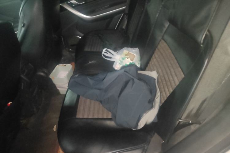 Used Zotye T500 2018 1.5T Automatic Luxury Model Left Rear Seat