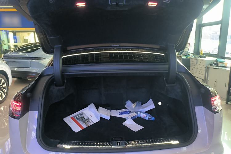 Used Hima S800 2025 Model, Range-Extended Starlight Executive Edition, 4 Seats
