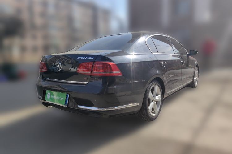 Used Volkswagen Magotan 2013 2.0 TSI Prestige Model
