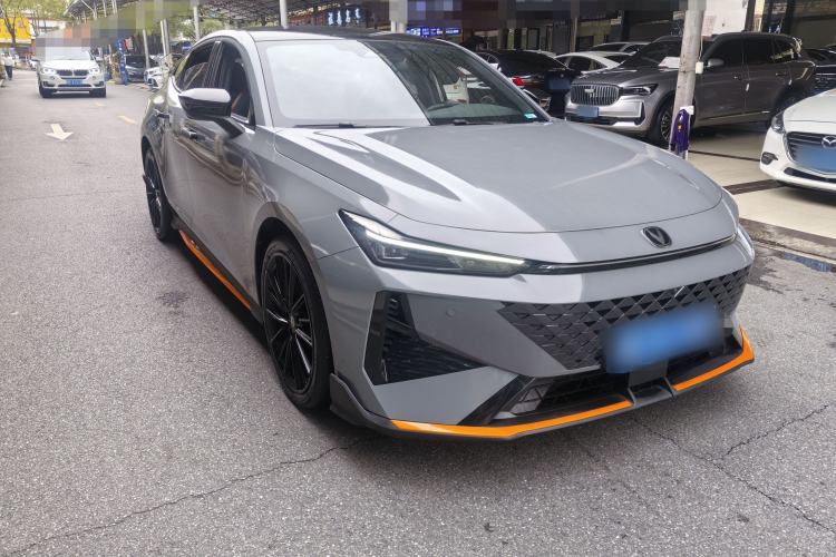 Used Changan UNI-V 2024 1.5T Prestige Sport Edition