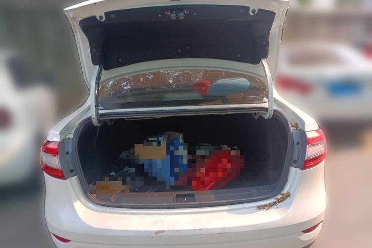 Used Renault Fluence 2015 2.0L Fashion Edition Trunk