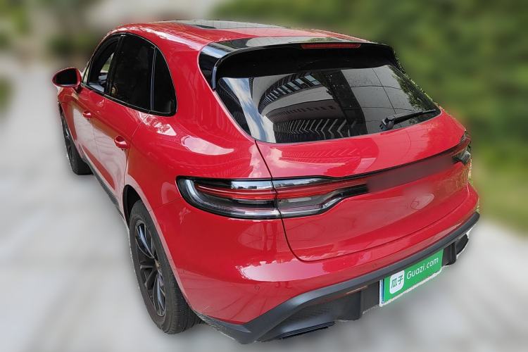 Used Porsche Macan 2022 Macan 2.0T Rear Left 45 Deg