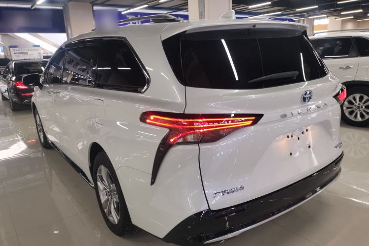 Used Toyota SIENNA 2021 2.5L Hybrid Ultimate Edition
