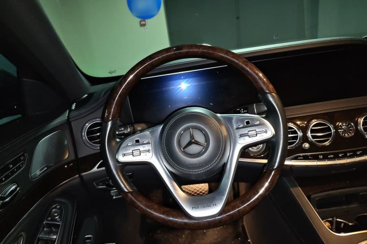 Used Mercedes-Benz Maybach S-Class 2020 S 450 4MATIC Collector's Edition Steering Wheel