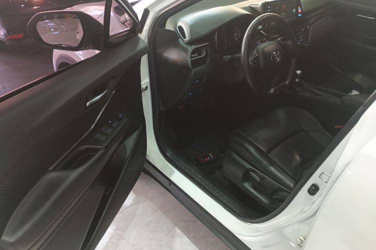 Used Toyota C-HR 2020 2.0L Comfort Edition
