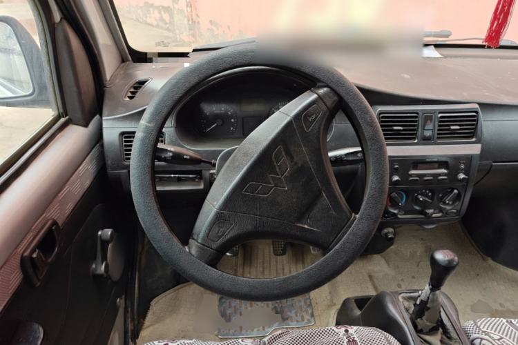 Used Wuling Rongguang 2011 1.2L Base Version