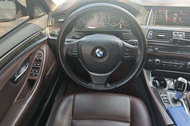 Used BMW 5 Series 2014 525Li Luxury Design Package