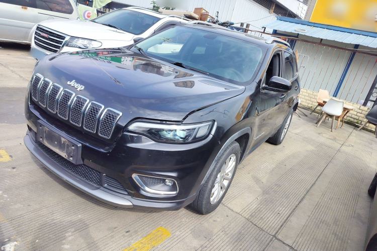 Used Jeep Cherokee 2019 2.0T Two-Wheel Drive Smart Enjoyment Version China V