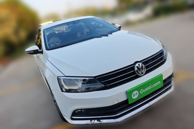 Used Volkswagen Sagitar 2018 1.6L Manual Comfort Model
