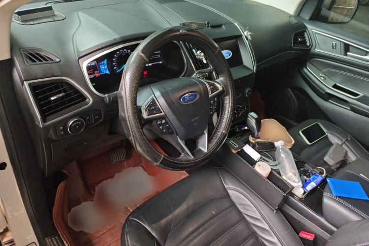 Used Ford Edge 2016 EcoBoost 245 Two-Wheel-Drive Titanium 7-Seater
