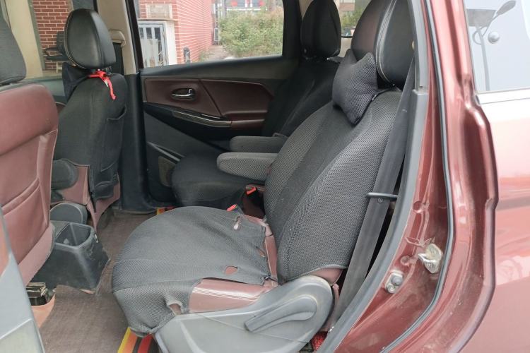 Used Venucia M50V 2017 1.6L XL CVT Luxury Edition Left Rear Seat