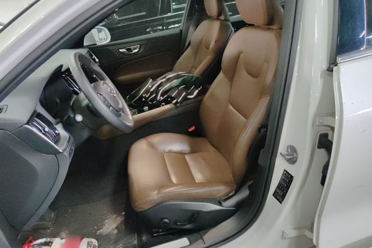 Used Volvo S60 New Energy 2023 T8 All-Wheel Drive Long-Range Zhiyi Luxury Edition Left Front Seat