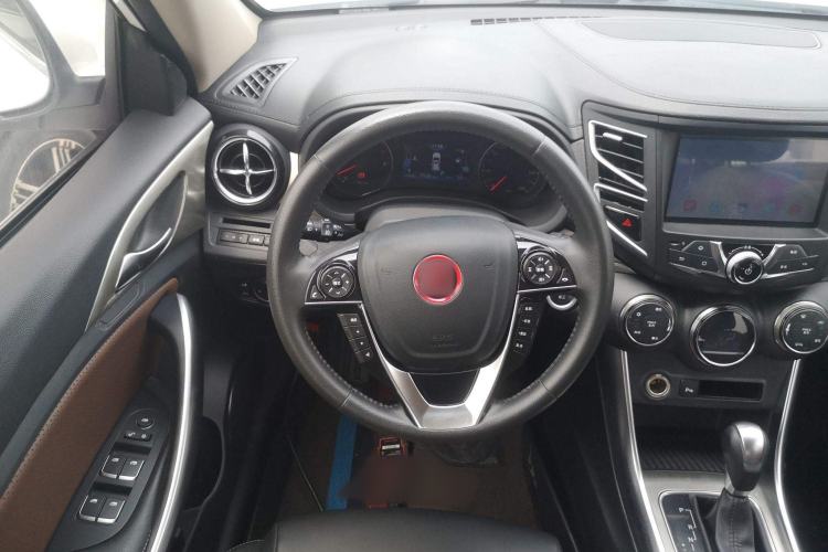 Used BYD Song 2018 1.5TID Automatic Smart Connect Prestige Model