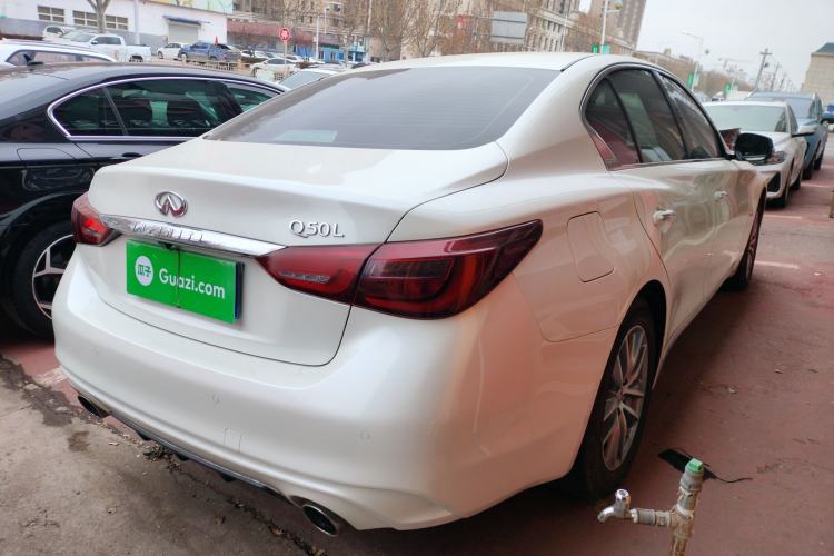 Used Infiniti Q50L 2018 2.0T Comfort Edition China VI Standard
