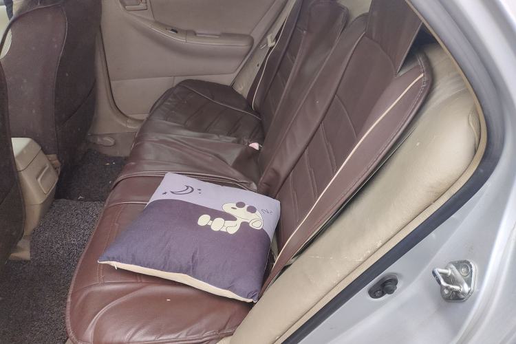 Used Toyota Corolla EX 2011 1.6L Manual Classic Edition
