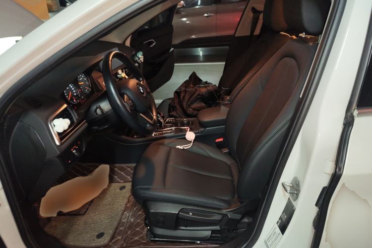 Used BMW 1 Series 2020 120i Fashion Model Left Front Seat