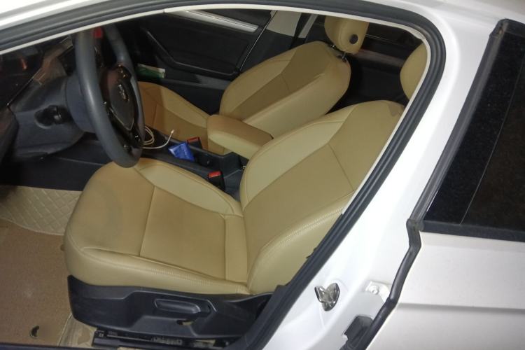 Used Volkswagen Lamando 2019 230TSI DSG Fashion Edition China V Standard
