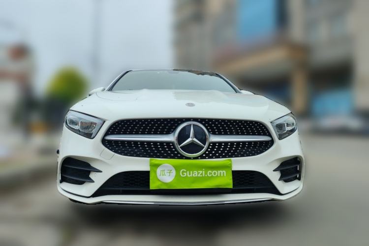 Used Mercedes-Benz A-Class 2021 A 200 L Sport Sedan Fashion Model
