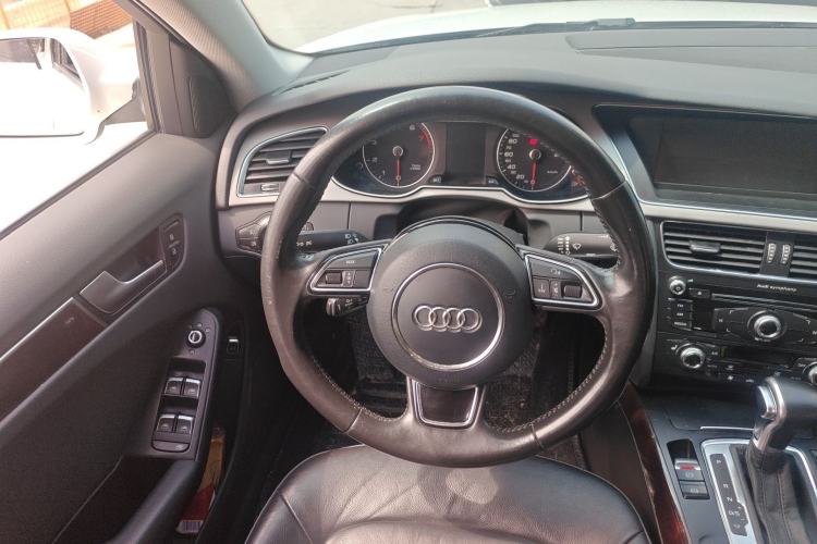 Used Audi A4L 2015 35 TFSI Automatic Comfort Model