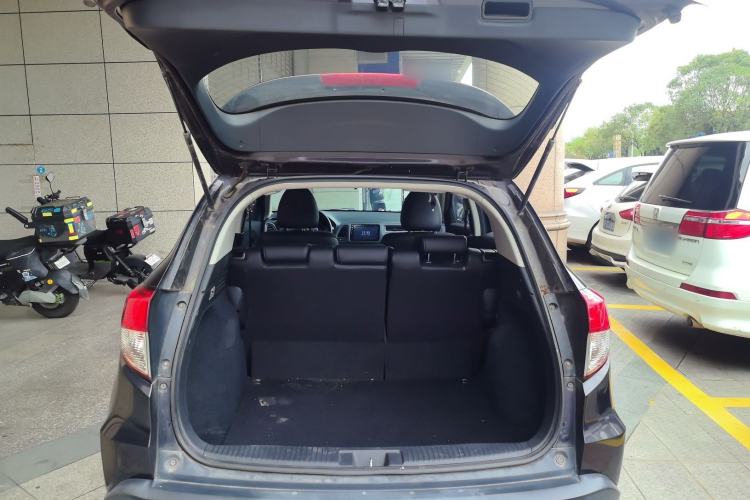 Used Honda Vezel 2020 1.5L CVT Pioneer Edition