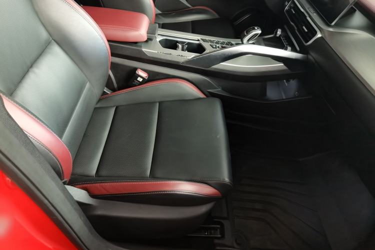 Used Geely Auto Coolray 2020 PRO 260T DCT Knight Right Front Seat