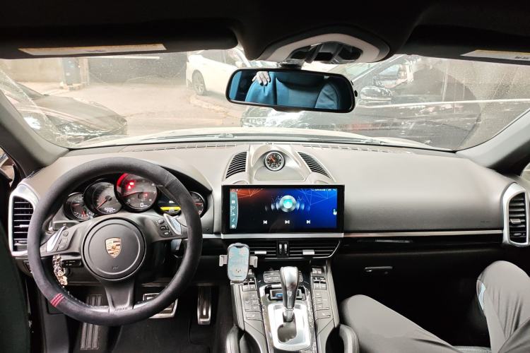 Used Porsche Cayenne 